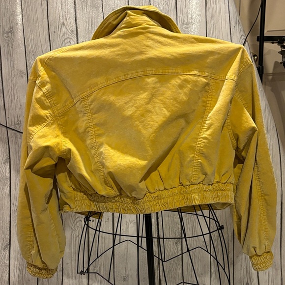 We The Free canaryYellow SureThing bomber Jacket size small corduroy cropped - Picture 4 of 8
